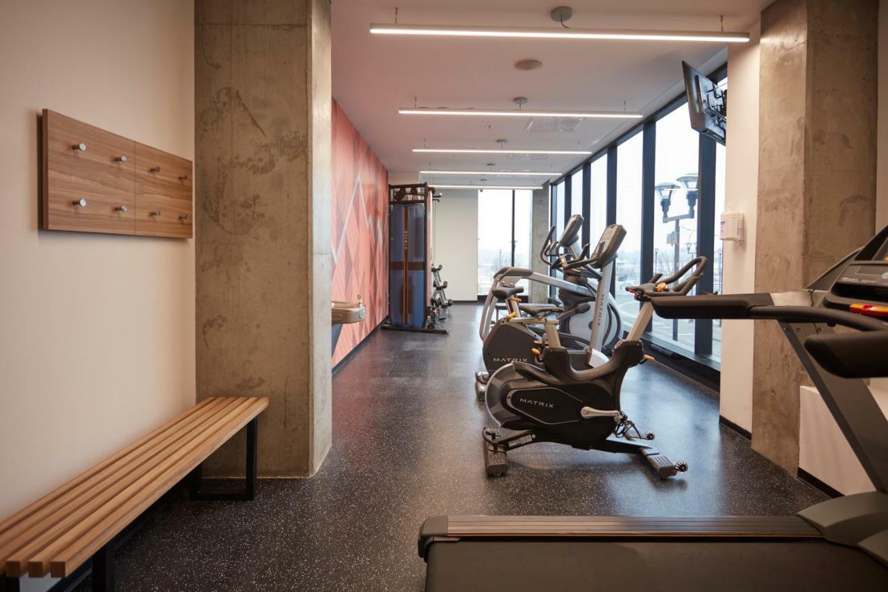 Alt Hotel Calgary East Village Bagian luar foto